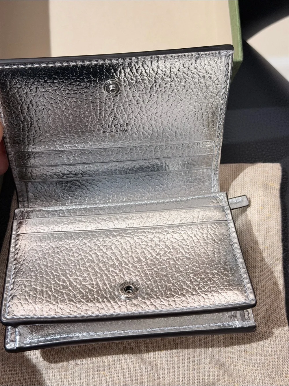 Gucci compact metallic
